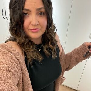 Meet your Posher, Liz